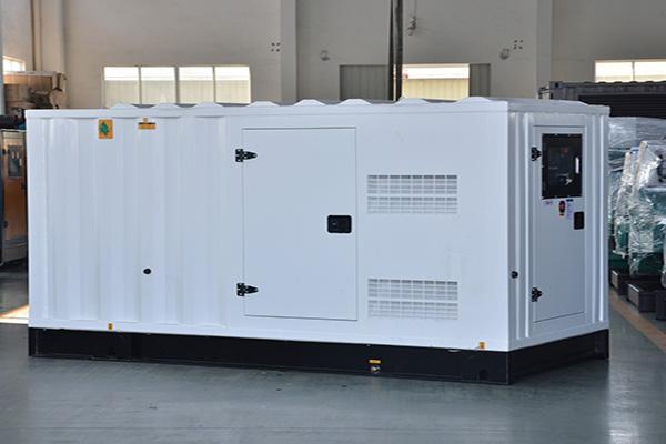 山东发电机组气门间隙的调整周期是多久？