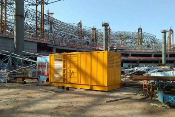 山东发电机出租如何判断空气滤清器是否需要更换？